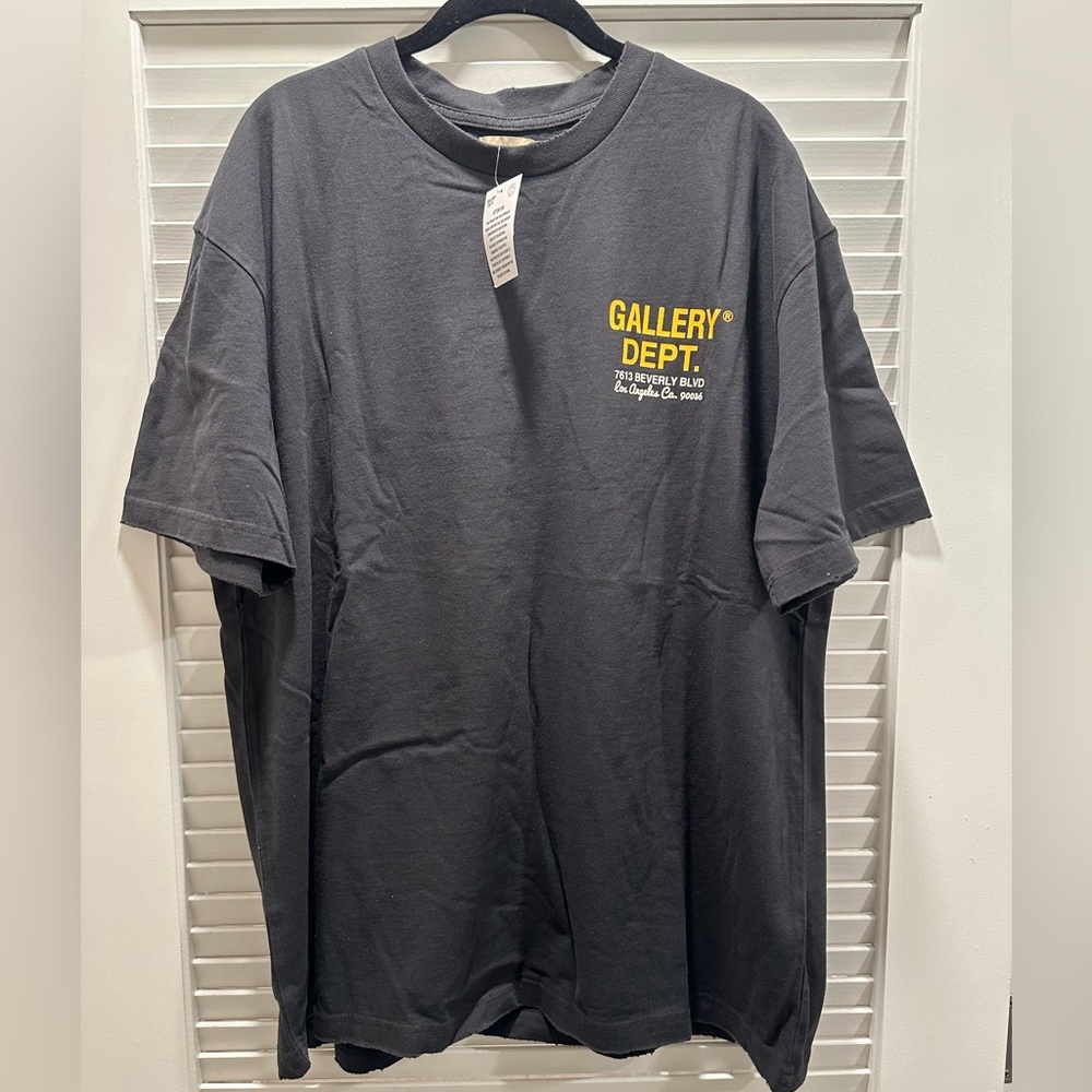 Gallery dept. distress tshirt